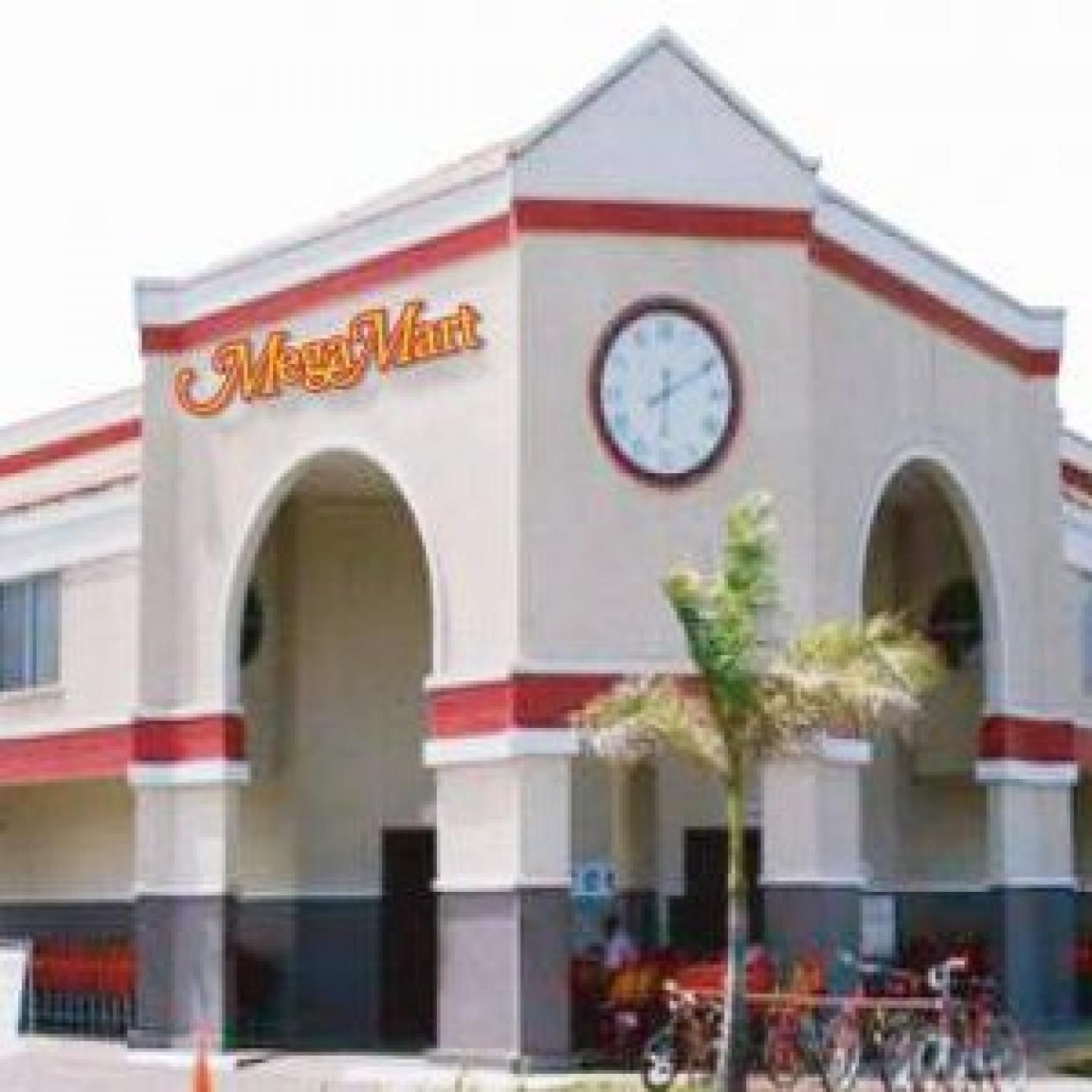 megamart-waterloo-cac-jamaica